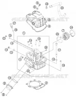 CYLINDER HEAD 