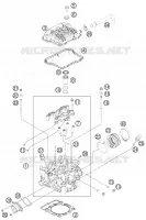 CYLINDER HEAD 