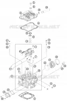 CYLINDER HEAD 