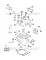 CYLINDER HEAD 