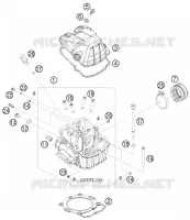 CYLINDER HEAD 