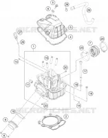 CYLINDER HEAD 
