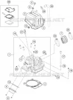 CYLINDER HEAD 